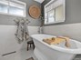 soaking tub