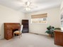 Middle guest bedroom